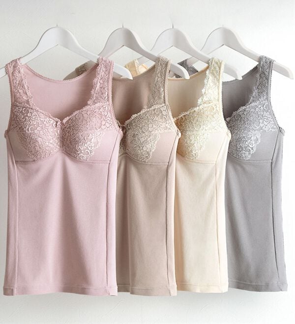 LAVIENNE（ラヴィエンヌ）の「毎日活躍！綿１００％のエレガントブラキャミ（肌着・インナーウェア）」｜詳細画像