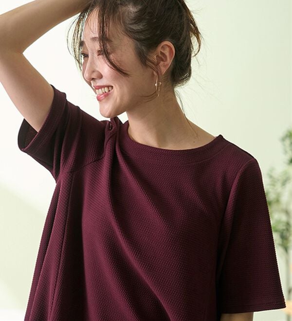 BELLUNA（ベルーナ）の「ひんやり！ポコポコエンボス素材－３ｋｇ見えチュニック（チュニック）」｜詳細画像