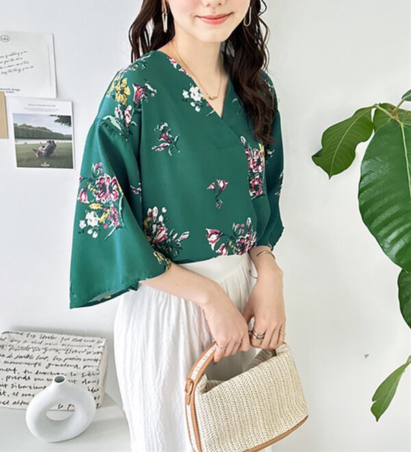 GeeRA（ジーラ）の「花柄フレアースリーブブラウス（ブラウス）」｜詳細画像