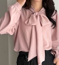 RANAN（ラナン）の「【UV・イージーケア機能付】ボウタイリボンブラウス（ブラウス）」