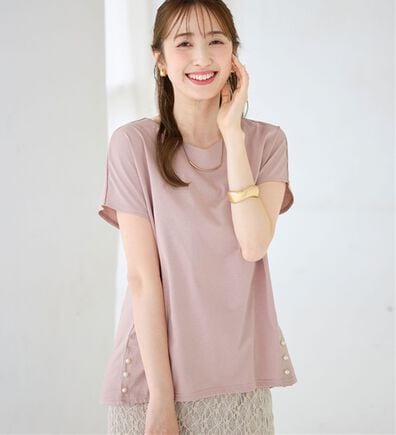 alotta（アロッタ）の「ひんやり裾パールデザインＴシャツ（カットソー）」