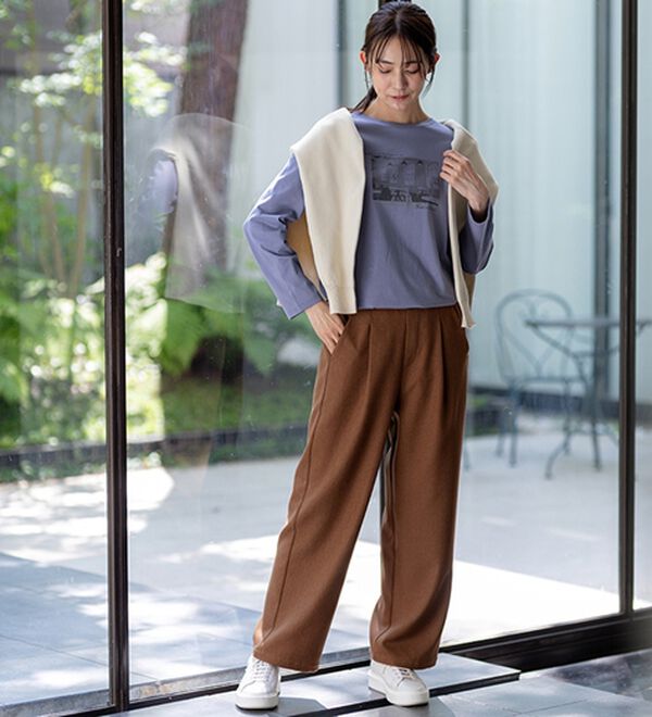 BELLUNA（ベルーナ）の「【着回しのミカタ！】綿100％大人顔サマ見えプリントロンT（カットソー）」｜詳細画像