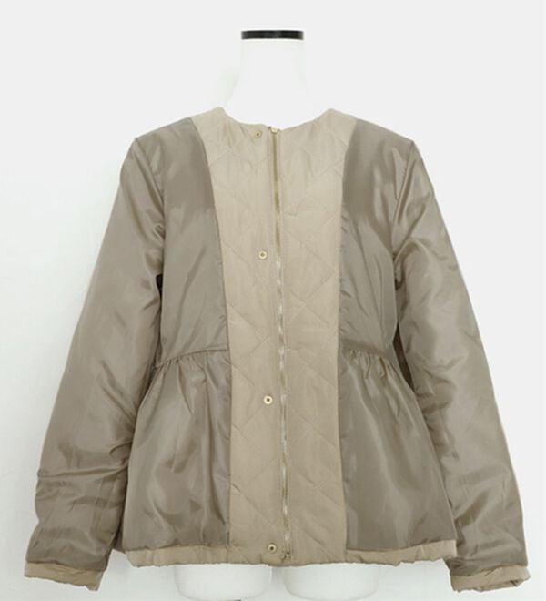 Pierrot（ピエロ）の「ノーカラーフレアキルティングブルゾン（ブルゾン）」｜詳細画像