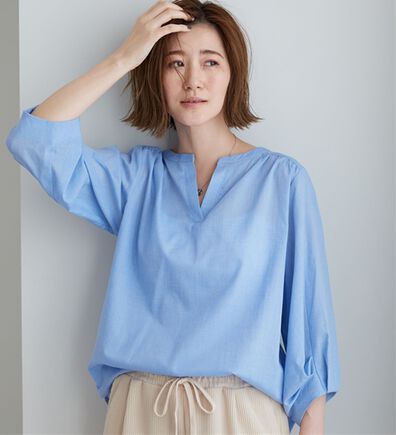 BELLUNA（ベルーナ）の「杢調素材袖タックデザインブラウス（ブラウス）」