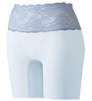 LAVIENNE（ラヴィエンヌ）の「＜ウイング＞ナチュラルアップＰパンツ（ショーツ）」｜サックス