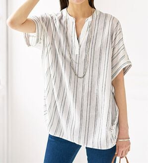 BELLUNA（ベルーナ）の「機能付リネン混スキッパーデザインシャツ（シャツ）」｜オフ白ストライプ