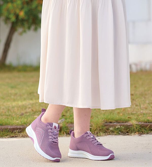 BELLUNA（ベルーナ）の「手を使わずに履けるニットスニーカー（スニーカー）」｜詳細画像