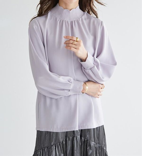 RANAN（ラナン）の「スカラップリブニット使いブラウス（ブラウス）」｜詳細画像