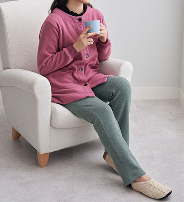 BELLUNA（ベルーナ）の「まるではく毛布！静電防止付裏ファーイージーパンツ（フルレングスパンツ）」｜詳細画像