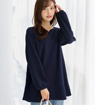alotta（アロッタ）の「シワになりにくい！柔らかエンボス素材フレアーロングチュニックＴシャツ（チュニック）」