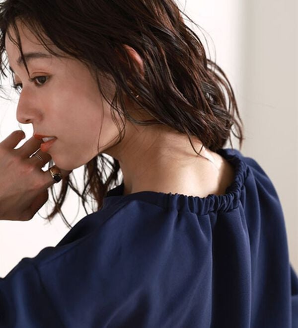 Pierrot（ピエロ）の「【速乾機能付】ギャザートップスラッシュガード（チュニック）」｜詳細画像