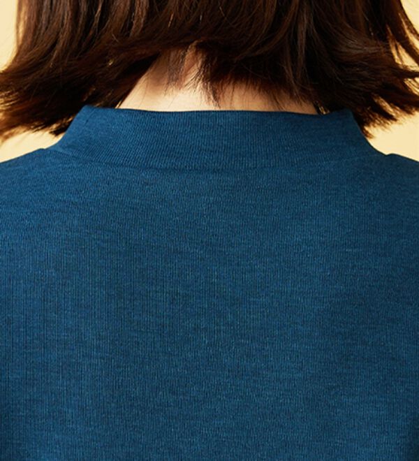BELLUNA（ベルーナ）の「肌に優しい吸湿発熱ふんわりプルオーバー（カットソー）」｜詳細画像
