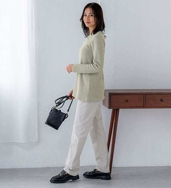 BELLUNA（ベルーナ）の「【静電気防止】ニットが苦手な方にも優しいプルオーバー（カットソー）」｜詳細画像