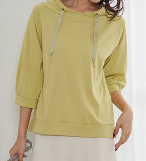 BELLUNA（ベルーナ）の「ヒンヤリ綿混ワイドネックプルオーバー（カットソー）」｜イエロー