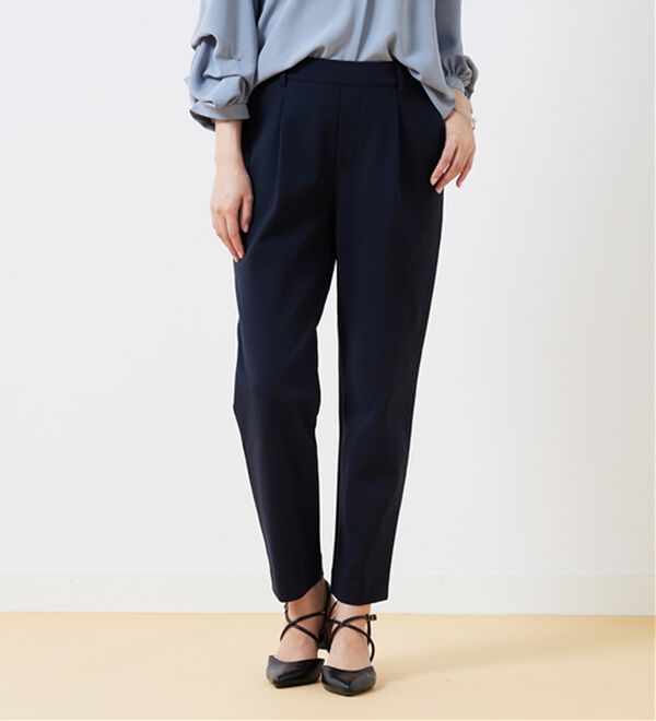 BELLUNA（ベルーナ）の「ツイルジャージー素材テーパードパンツ（テーパードパンツ）」｜ネイビー