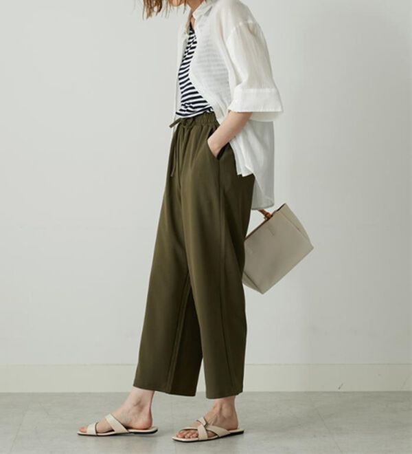 BELLUNA（ベルーナ）の「【接触冷感/UVカット/吸水速乾/イージーケア】カナパストレッチ素材ワイドパンツ（ワイドパンツ・ガウチョ）」｜詳細画像