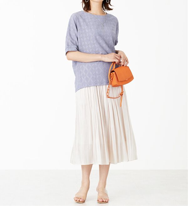 BELLUNA（ベルーナ）の「総レース素材ドルマンプルオーバー（カットソー）」｜詳細画像