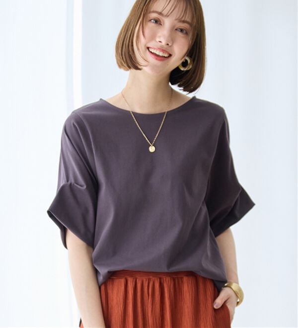 Viola e Viola（ヴィオラ エ ヴィオラ）の「ひんやり細見え！デザイン袖トップス（カットソー）」｜チャコール