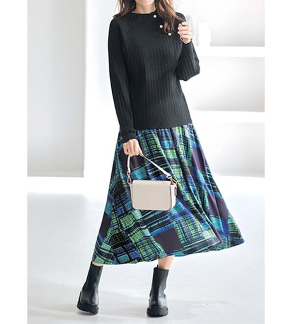 BELLUNA（ベルーナ）の「１枚必持パールボタンケーブルセーター（ニット・セーター）」｜詳細画像