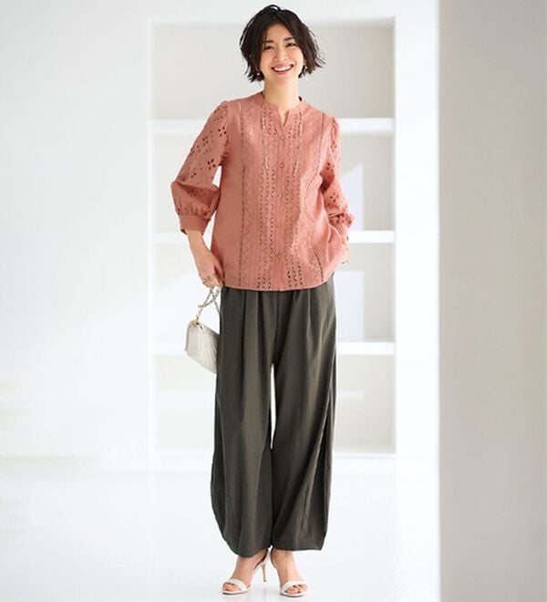 BELLUNA（ベルーナ）の「サラリ快適！ビンテージ調カーブパンツ（ワイドパンツ・ガウチョ）」｜詳細画像