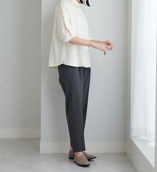 BELLUNA（ベルーナ）の「衿付き異素材切替プルオーバー（カットソー）」｜詳細画像