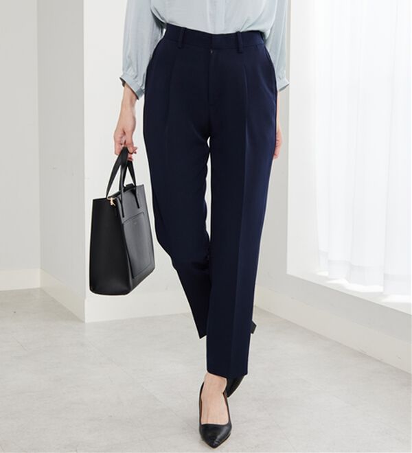 BELLUNA（ベルーナ）の「＜Ｃ／Ｓ＞センタータックテーパードパンツ（テーパードパンツ）」｜詳細画像