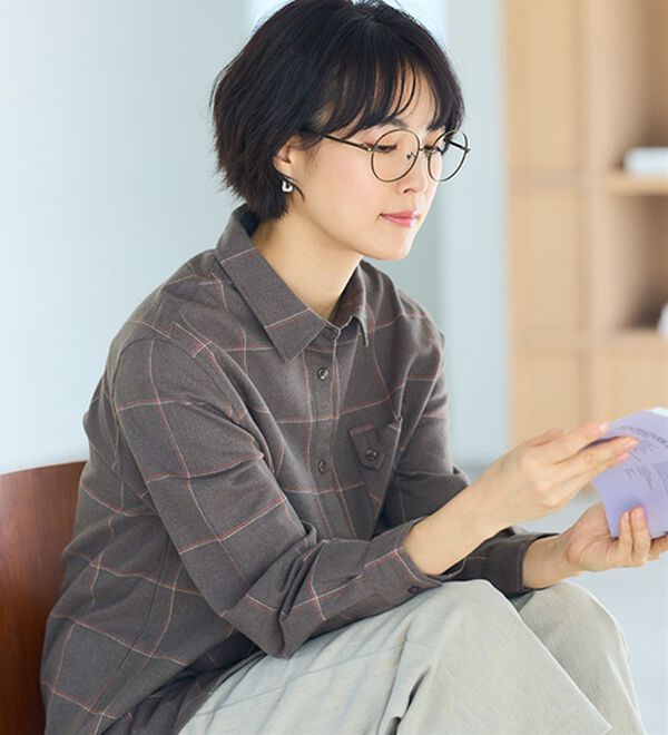 BELLUNA（ベルーナ）の「《ＨｕｇＲｅａｍコットン》ポケットシャツ（シャツ）」｜詳細画像