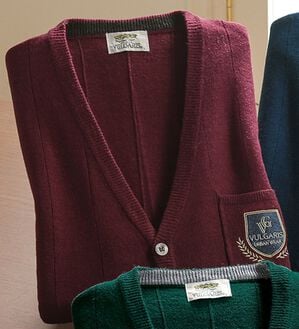 「刺しゅうポケット付ベスト（メンズニット・セーター）」｜ワイン