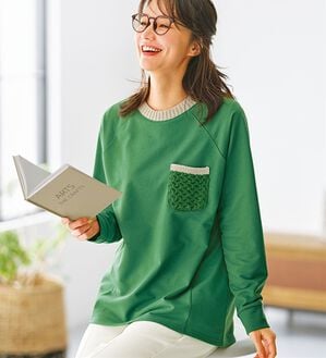 BELLUNA（ベルーナ）の「裏毛素材ニット切替プルオーバー（カットソー）」｜グリーン