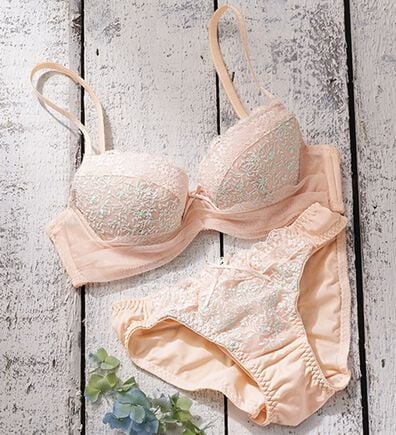 YU'NOW（ユナウ）の「プチプラブラ＆ショーツセット（ブラジャー＆ショーツセット）」