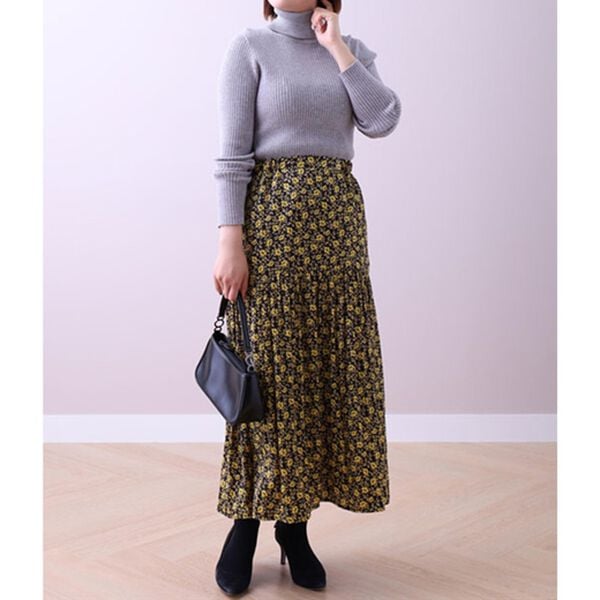 BELLUNA（ベルーナ）の「フラワープリントスカート（ロングスカート）」｜詳細画像