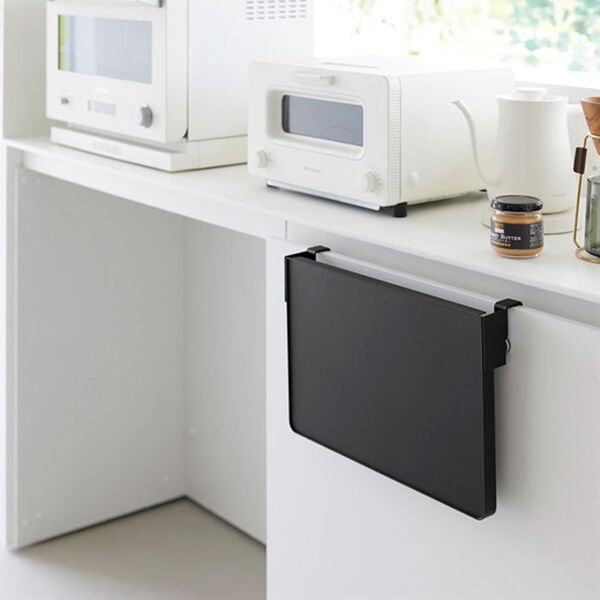 iellio（イエリオ）の「タワー　シンク扉折り畳み棚＜ｔｏｗｅｒ山崎実業＞（その他キッチン用品）」｜詳細画像