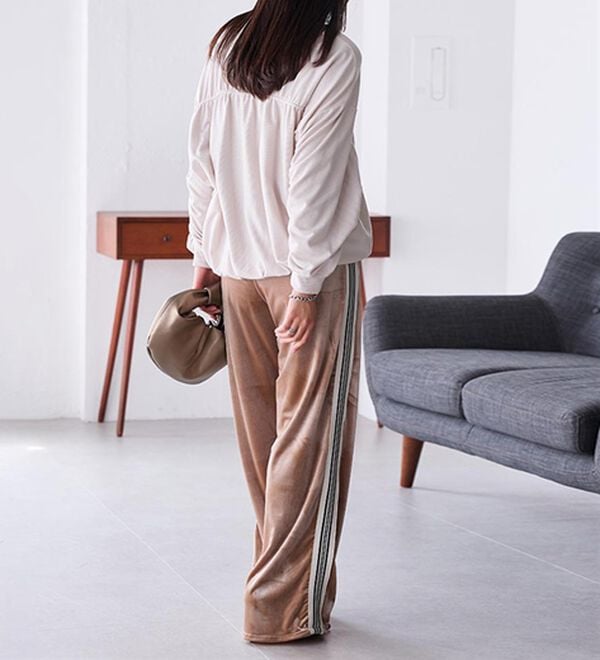 RANAN（ラナン）の「バックギャザーデザインスウェット（カットソー）」｜詳細画像