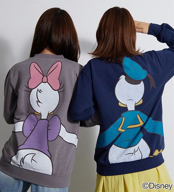 BELLUNA（ベルーナ）の「＜Ｄｉｓｎｅｙ＞【ドナルド＆デイジー】抱き着きプリント裏起毛トレーナー（カットソー）」｜詳細画像