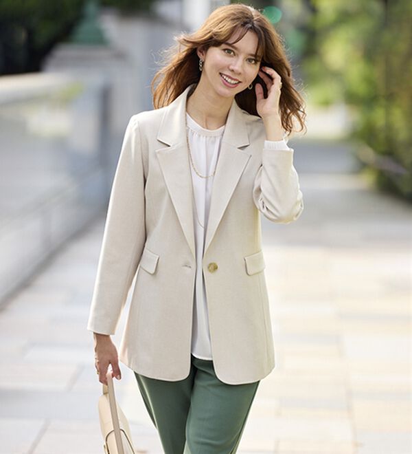 BELLUNA（ベルーナ）の「＜楽スタフィット＞テーラードジャケット（テーラードジャケット）」｜詳細画像