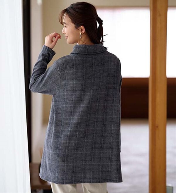 BELLUNA（ベルーナ）の「まるで着る毛布！裏ファーデザインチュニック（チュニック）」｜詳細画像