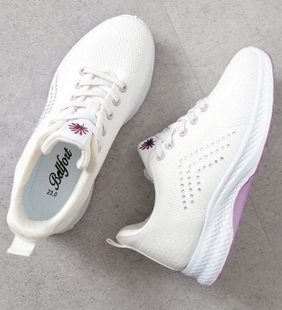 BELLUNA（ベルーナ）の「手を使わずに履けるニットスニーカー（スニーカー）」