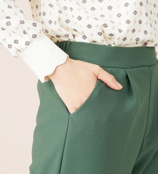 BELLUNA（ベルーナ）の「裏起毛ジョーゼット素材テーパードパンツ（テーパードパンツ）」｜詳細画像