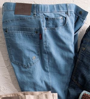 「＜コムルヴァン・オム＞涼感麻入りカラージーンズ（メンズデニムパンツ）」｜サックス