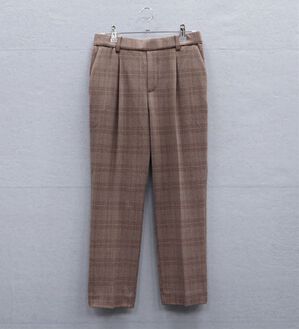 BELLUNA（ベルーナ）の「サマ見え(スーパーウォーム)ウール調素材美脚テーパードパンツ（テーパードパンツ）」｜ブラウン系チェック