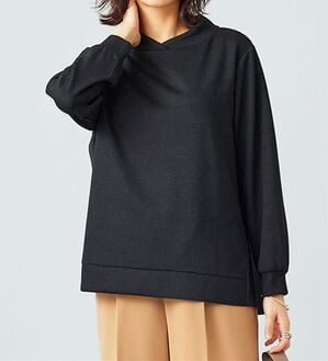 BELLUNA（ベルーナ）の「ラメ調バックフレアー切替プルオーバー（カットソー）」｜黒系