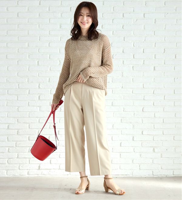 BELLUNA（ベルーナ）の「サラリ美脚見え！タック使いワイドパンツ（ワイドパンツ・ガウチョ）」｜詳細画像