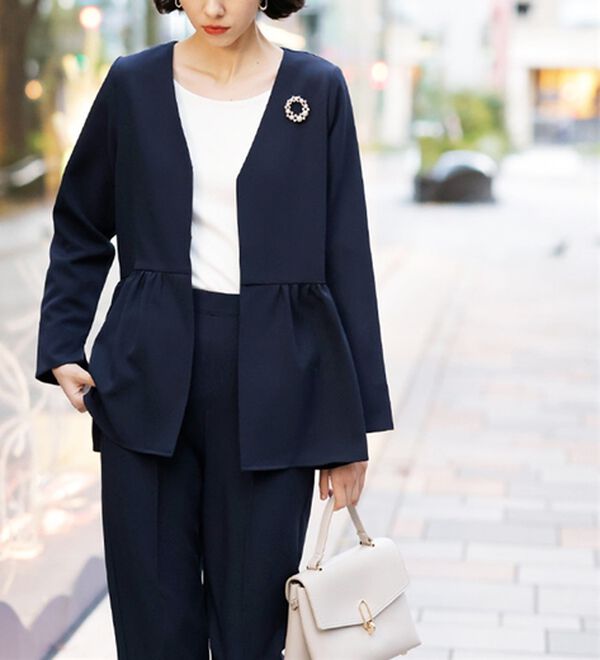 GeeRA（ジーラ）の「【2点セット】ペプラムジャケットセットアップスーツ（パンツスーツ）」｜詳細画像