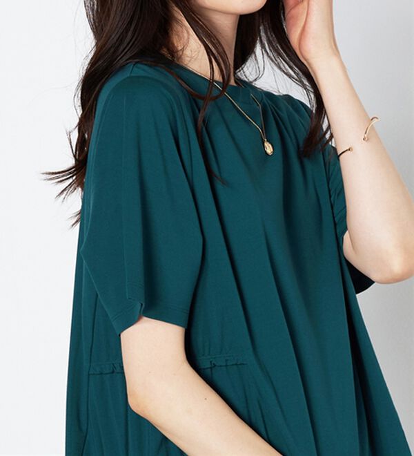 BELLUNA（ベルーナ）の「ヒンヤリ！サイドギャザー使いチュニック（チュニック）」｜詳細画像