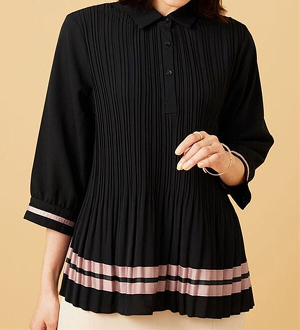 BELLUNA（ベルーナ）の「【Ｌａｇｒｉｌｕａ】配色ライン使いプリーツブラウス（ブラウス）」｜詳細画像