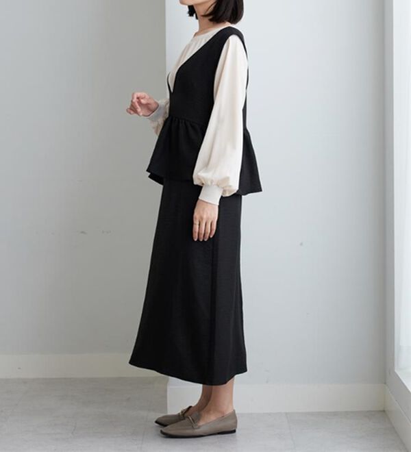 BELLUNA（ベルーナ）の「体型カバー！ペプラムジャンパースカート（ジャンパースカート）」｜詳細画像