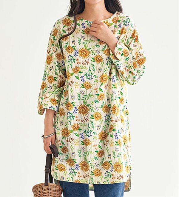 BELLUNA（ベルーナ）の「風が通り抜けるダブルガーゼプリントチュニック（チュニック）」｜オフ白系