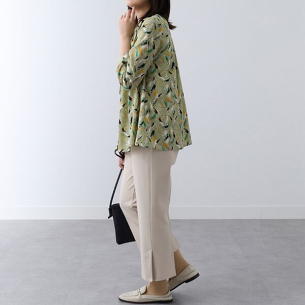 BELLUNA（ベルーナ）の「タック使いボウタイプリントブラウス（ブラウス）」｜詳細画像