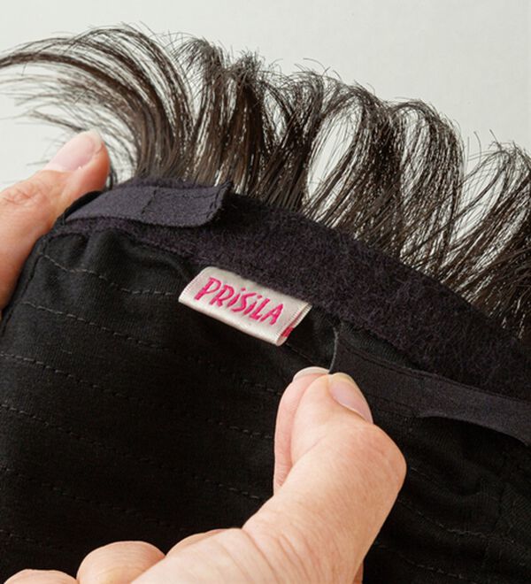 「帽子ウィッグ（もみあげ付き）カールショート　ベルーナ特別セット（ウィッグ・ヘアピース・エクステ）」｜詳細画像