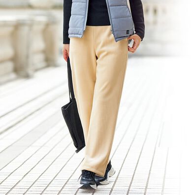 BELLUNA（ベルーナ）の「マシュマロのような柔らかさのふんわりパンツ（フルレングスパンツ）」